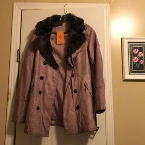 Cute faux fur jacket size large new